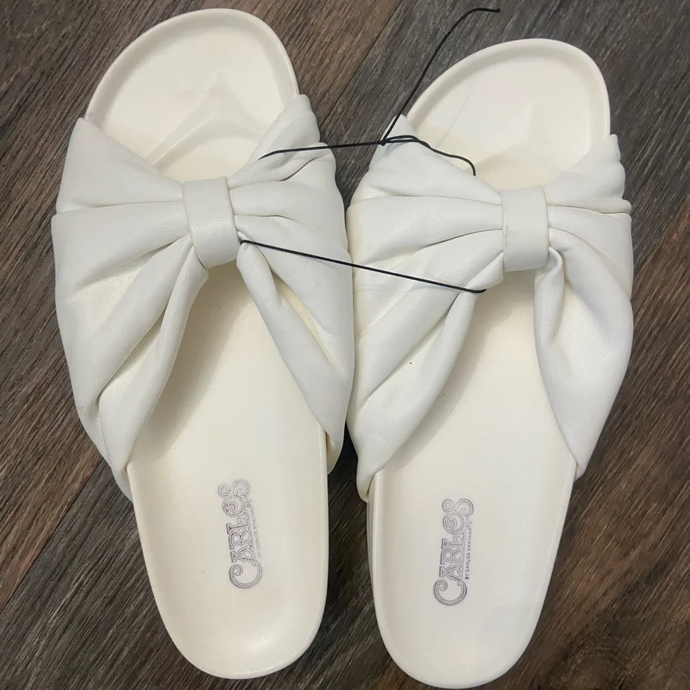 Sandals - Picture 1 of 4